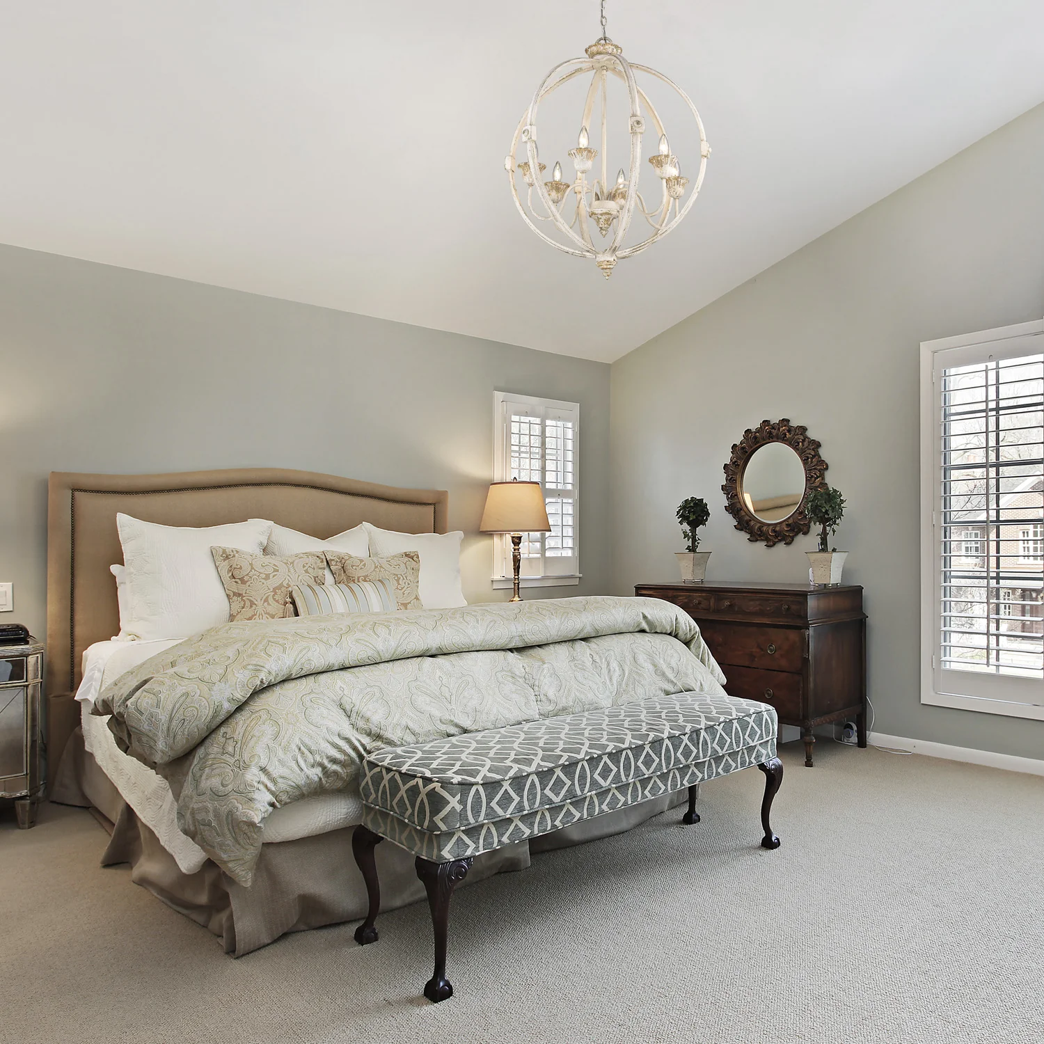 Jules 6-light Chandelier in Antique Ivory - Image 4